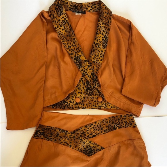 Alyn Paige Dresses & Skirts - Alys Paige Vintage Leopard Crop Pencil Set 10